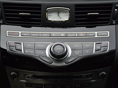 2017款 Q70L 2.5L 精英版