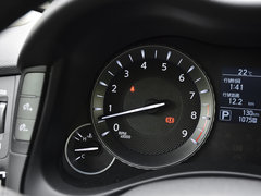 2017款 Q70L 2.5L 精英版