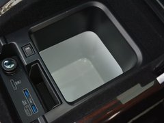 2017款 3.0 V6 SC AB 尊崇创世加长版