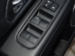 2017款 1.8L CVT四驱旗舰型
