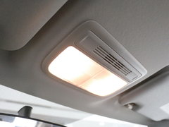 2017款 1.5L 手动两驱舒适型