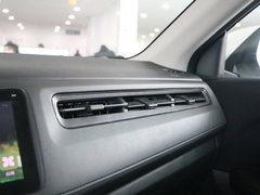 2017款 1.5L 手动两驱舒适型