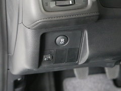 2017款 1.5L 手动两驱舒适型