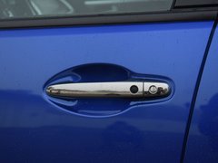 2017款 210TURBO CVT 豪华版5座