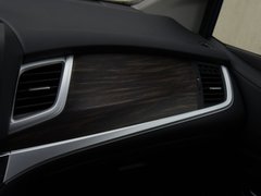 2017款 210TURBO CVT 豪华版5座