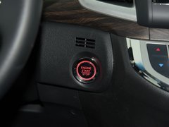 2017款 210TURBO CVT 豪华版5座