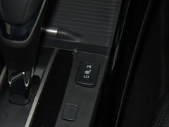 2017款 210TURBO CVT 豪华版5座