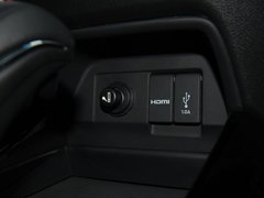 2017款 210TURBO CVT 豪华版5座