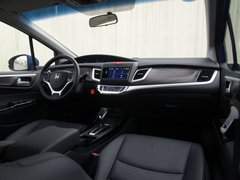 2017款 210TURBO CVT 豪华版5座