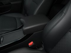 2017款 210TURBO CVT 豪华版5座
