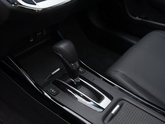 2017款 210TURBO CVT 豪华版5座