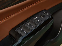 2017款 210TURBO CVT 豪华版5座