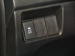 2017款 210TURBO CVT 豪华版5座