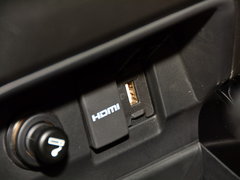 2017款 210TURBO CVT 豪华版5座
