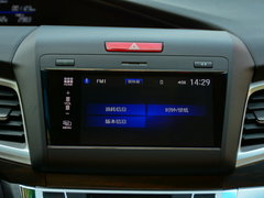 2017款 210TURBO CVT 豪华版5座
