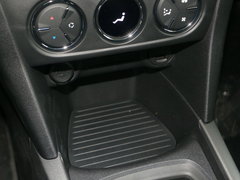 2017款 1.6L 自动舒适型