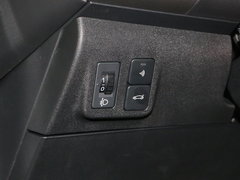 2017款 1.6L 自动舒适型