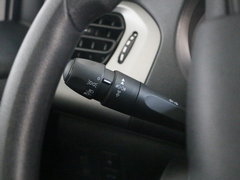 2017款 1.6L 自动舒适型