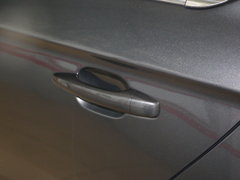 2017款 1.6L 自动舒适型