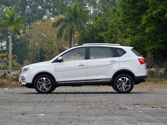 2017款 律动版 1.5T 手动尊享型