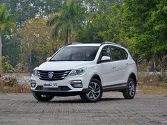 2017款 律动版 1.5T 手动尊享型