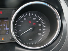 2017款 1.5L 手动豪华型