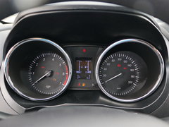 2017款 1.5L 手动豪华型
