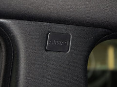 2017款 2.0T 绚黑限量版