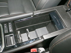 2017款 320T 两驱豪华型