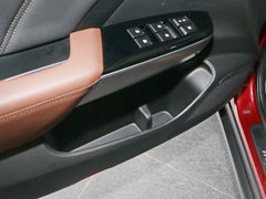 2017款 320T 两驱豪华型