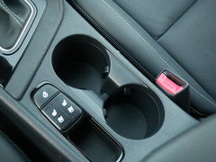 2017款 1.6L 旗舰版