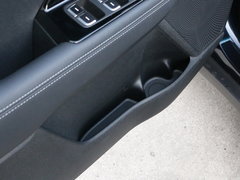 2017款 1.6L 旗舰版