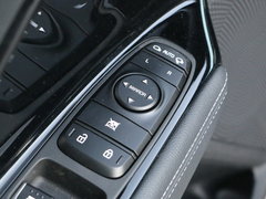 2017款 1.6L 旗舰版