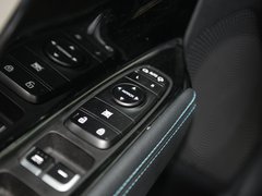 2017款 1.6L 旗舰版