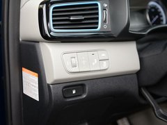 2017款 1.6L 旗舰版