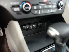2017款 1.6L 旗舰版