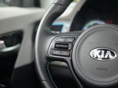 2017款 1.6L 旗舰版