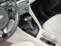 2017款 1.6L 旗舰版