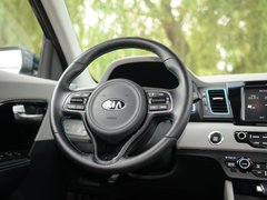 2017款 1.6L 旗舰版