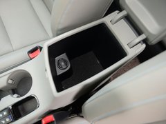 2017款 1.6L 旗舰版