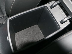 2017款 1.6L 豪华版