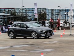 2017款 两厢 2.0L 自动运动型 国V