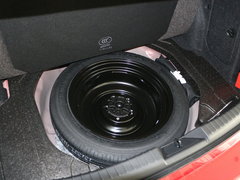 2017款 三厢 2.0L 自动尊贵型 国V/国VI