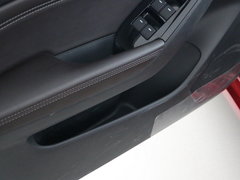 2017款 三厢 2.0L 自动尊贵型 国V/国VI