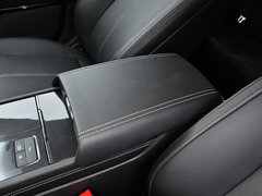 2017款 EcoBoost 180至尊型