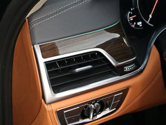 2017款 730Li 领先型