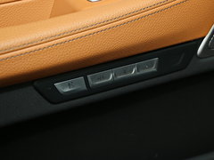 2017款 730Li 领先型