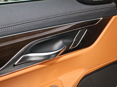2017款 730Li 领先型