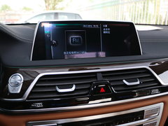 2017款 730Li 领先型