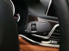 2017款 730Li 领先型